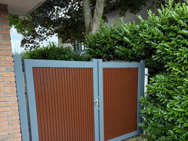 Aluminium maatwerk dubbele tuinpoort